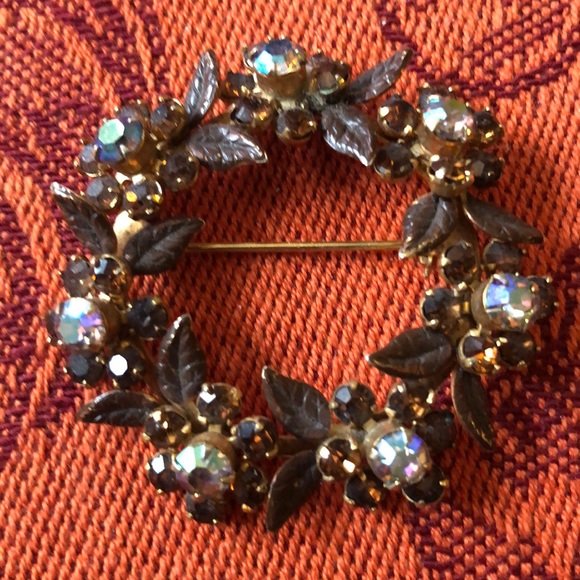 😃 Bundle 3 😃 for $20! Gold & Brown Enamel Pin - Picture 2 of 4